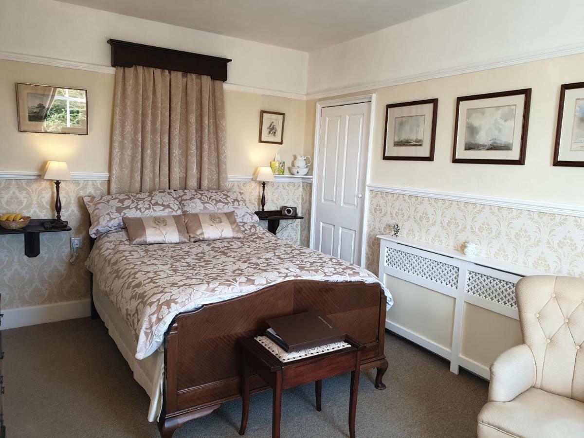 Bed and Breakfast Saint Hilda'S House Уитби Экстерьер фото